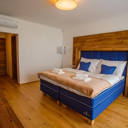 Hotel Chateau Grand Bari *